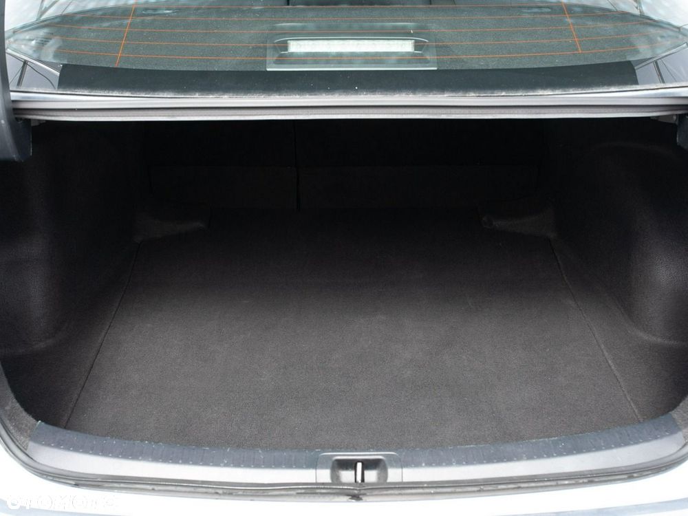 Toyota Corolla 1.5 Comfort - 21