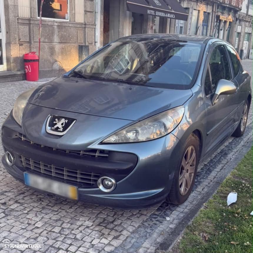 Peugeot 207 1.6 HDi Sport - 2