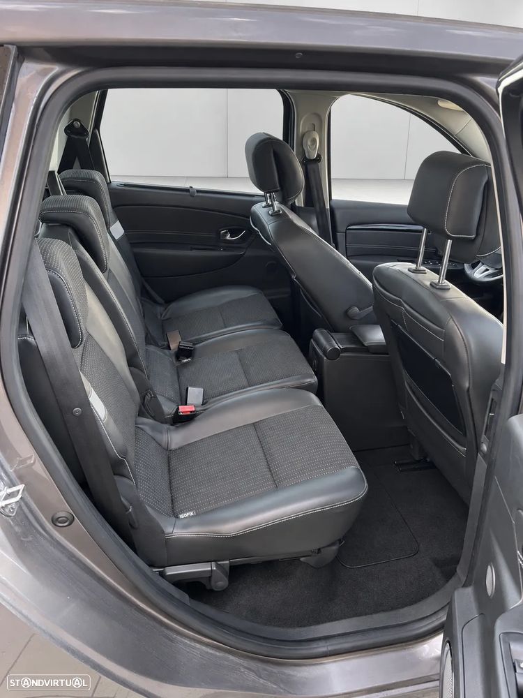 Renault Scénic - 10