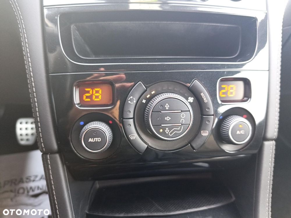 Peugeot RCZ 1.6 THP - 25