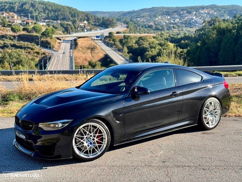 BMW M4 CS