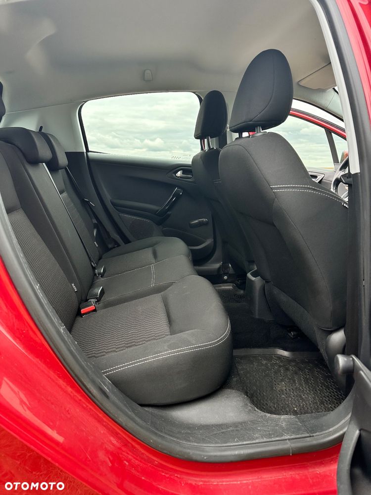 Peugeot 208 1.2 PureTech Active - 9
