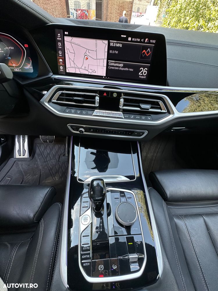 BMW X7 - 10