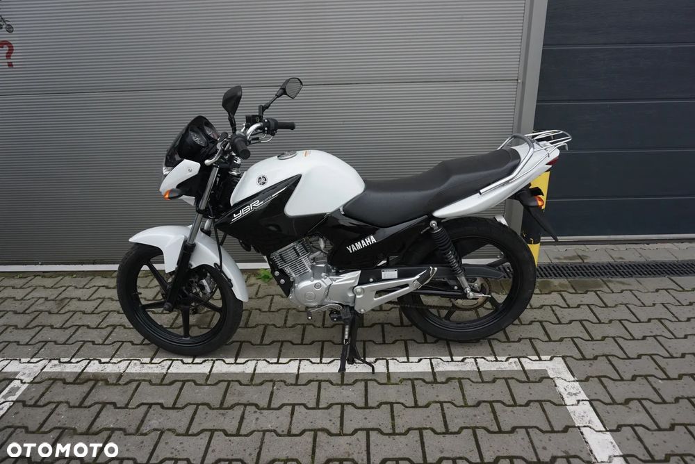 Yamaha YBR - 12