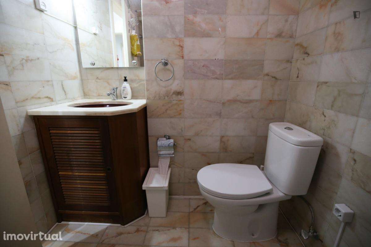 Quarto - localizado em Olaias Lisbon - Grande imagem: 3/46