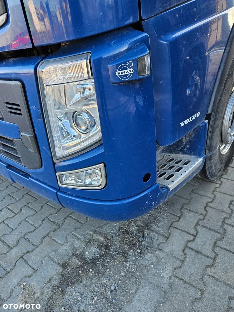Polik narożnik Volvo fh13 lewy i prawy - 8