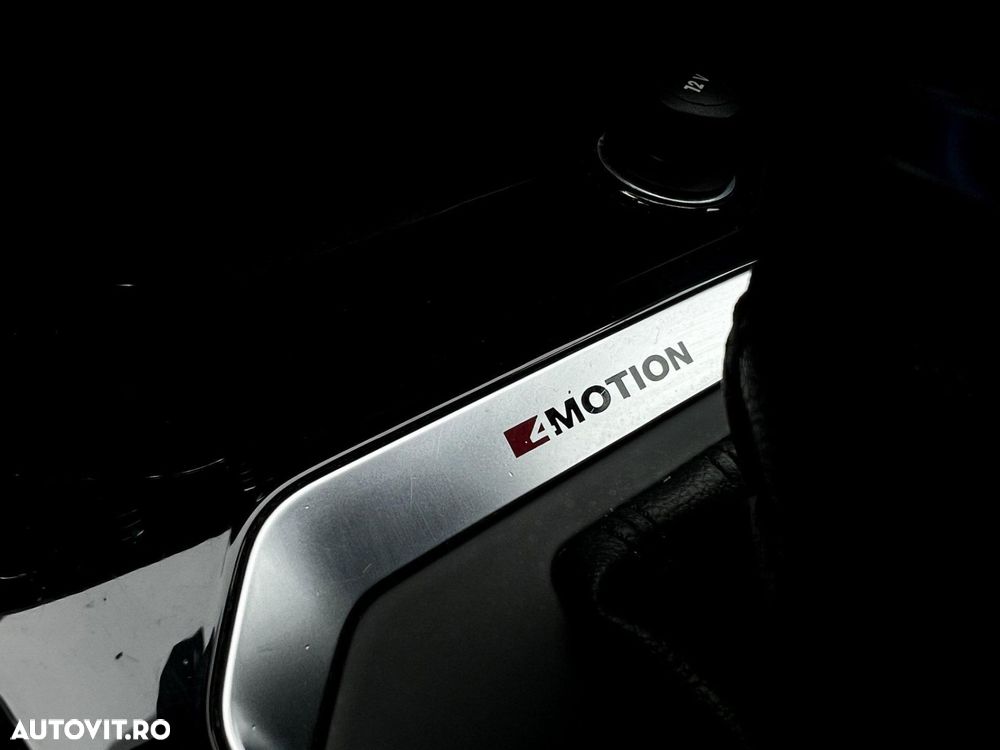 Volkswagen T-Roc - 15