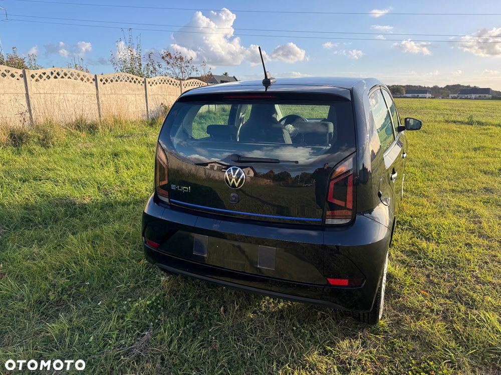 Volkswagen up! - 33