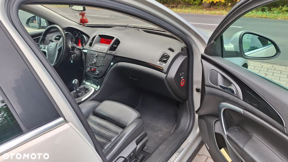 Opel Insignia 2.0 CDTI Cosmo ecoFLEX - 11