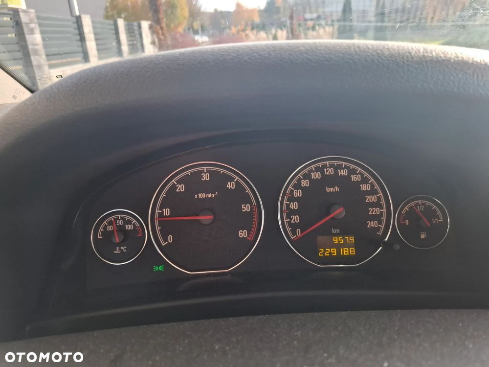 Opel Signum 1.9 CDTI Cosmo - 11