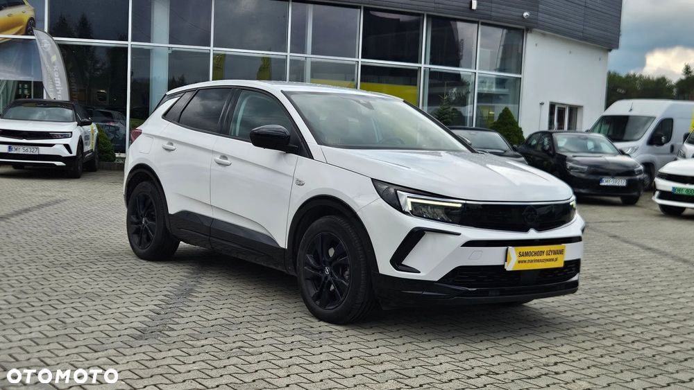 Opel Grandland 1.2 T GS S&S - 24