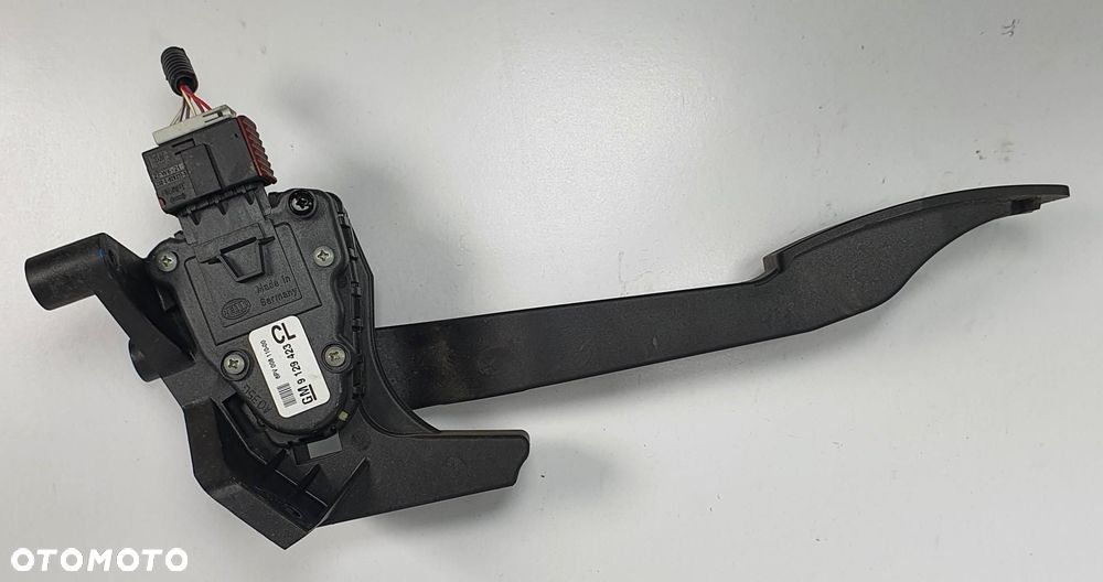 POTENCJOMETR PEDAŁ GAZU OPEL TIGRA B 9129423 - 1