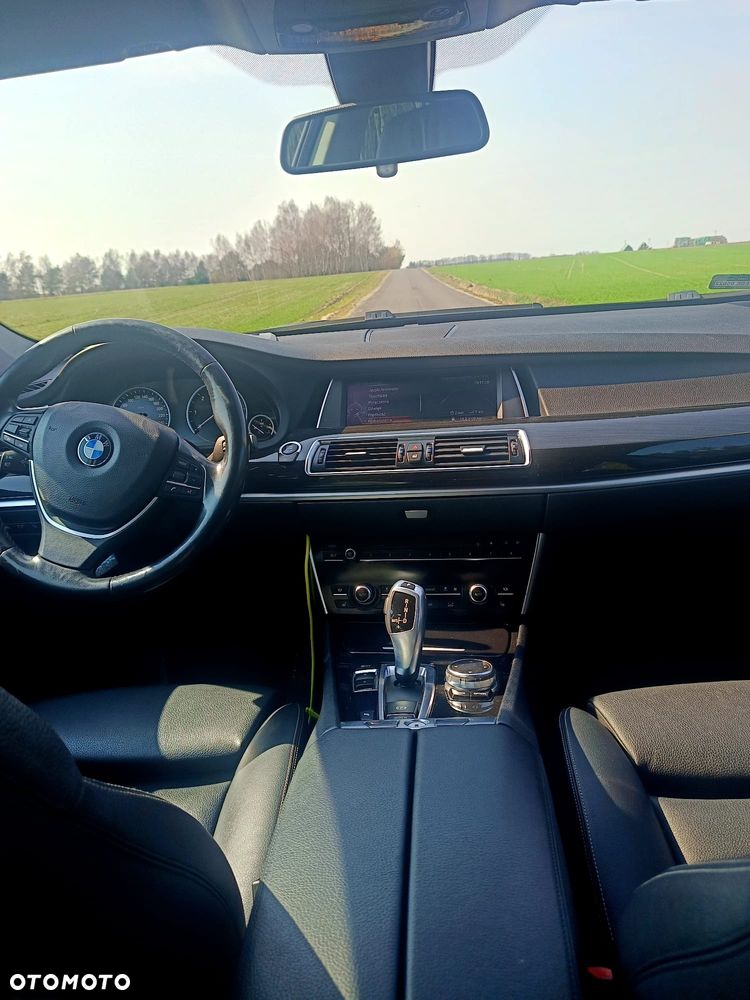 BMW 5GT - 7
