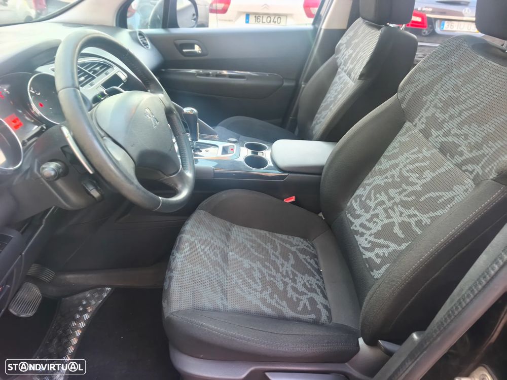 Peugeot 3008 1.6 e-HDi Allure CMP6 - 12