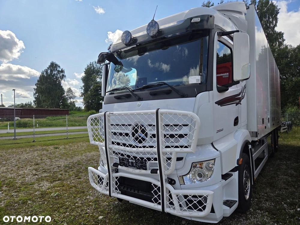 Mercedes-Benz Actros 2553 - 11