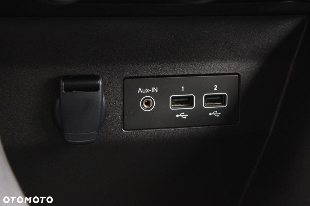 Renault Clio - 16