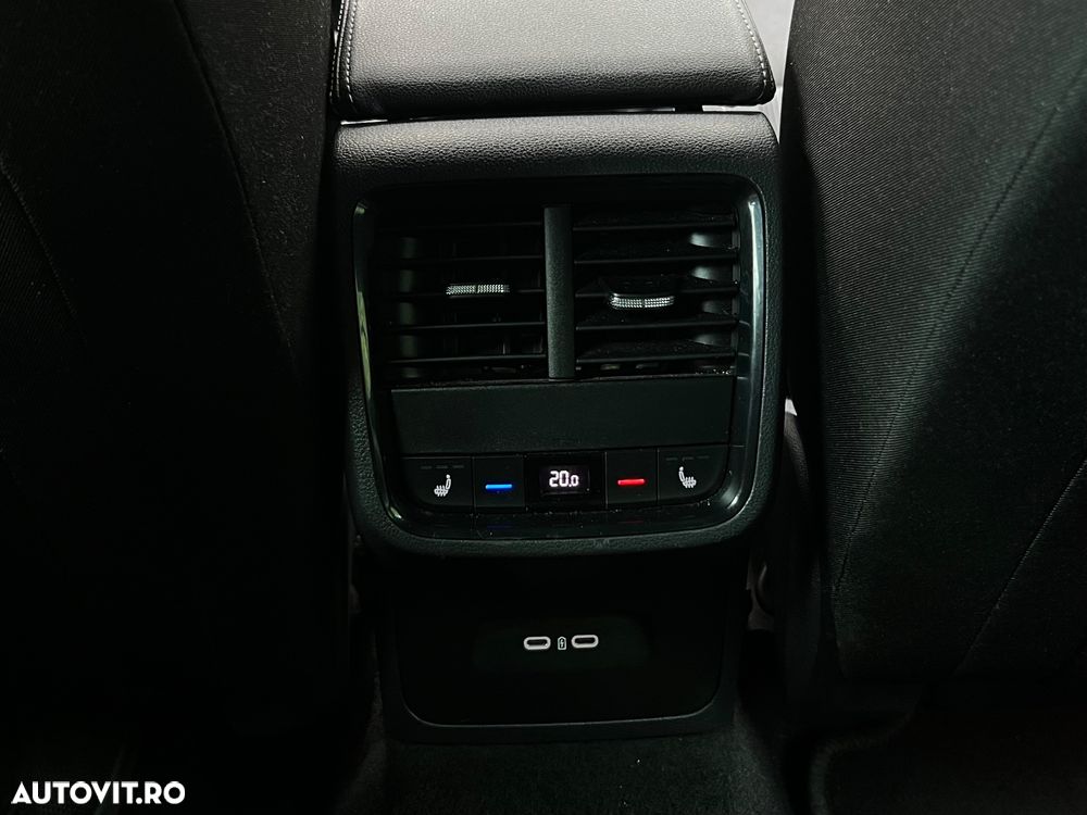 Skoda Octavia 2.0 TDI DSG Sportline - 20