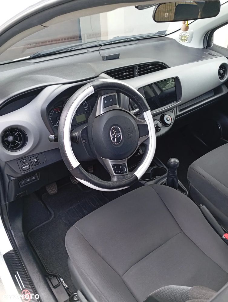 Toyota Yaris 1.0 Active - 5