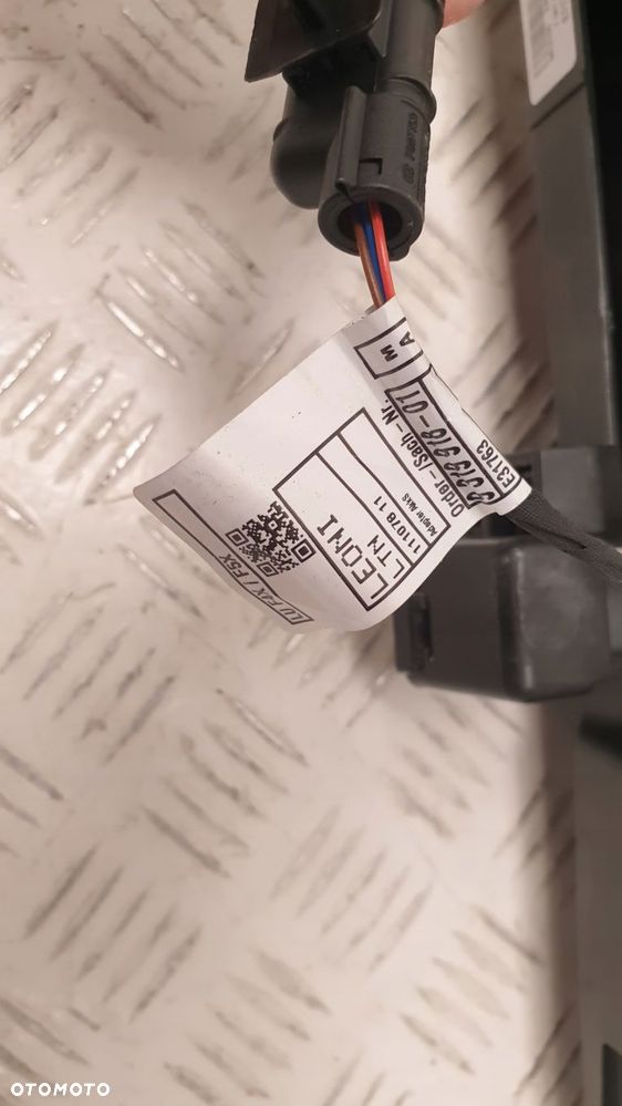 bmw x1 f48 kierownica powietrza wlot żaluzja dolna 733909608 - 9