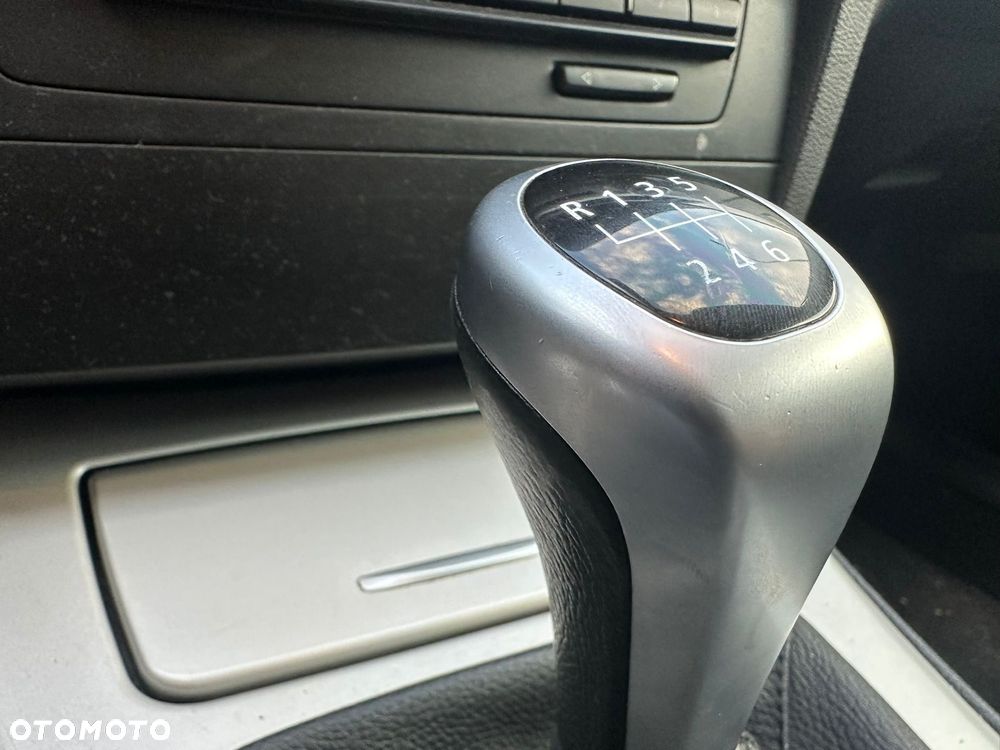 BMW Seria 3 330d - 2