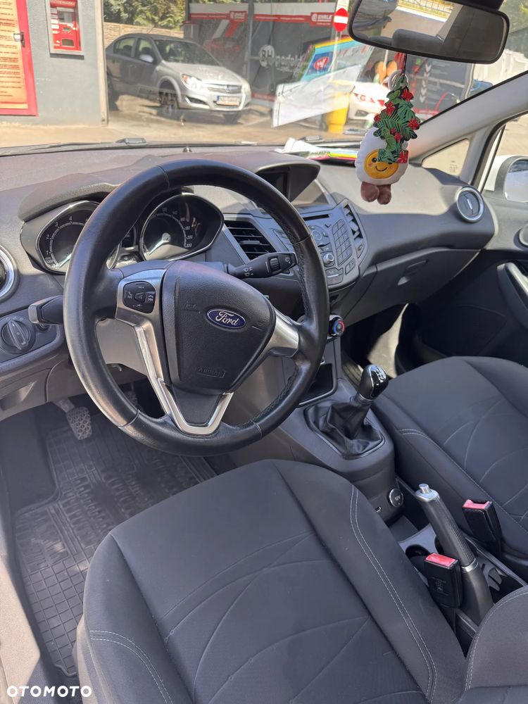 Ford Fiesta - 6
