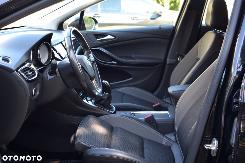 Opel Astra 1.2 T Elegance S&S - 20