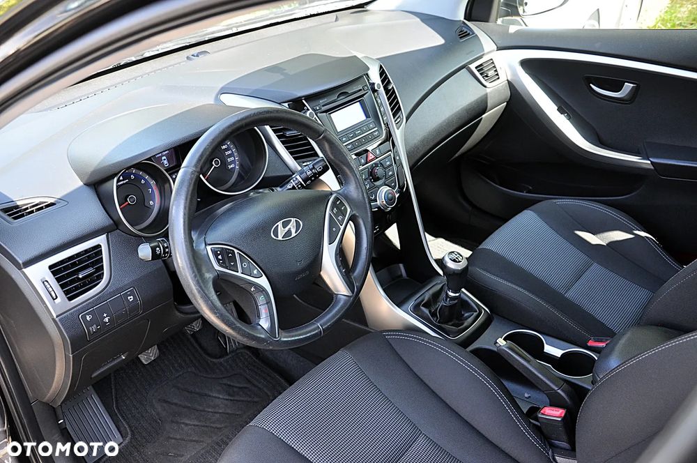 Hyundai i30 1.6 GDI Premium - 15