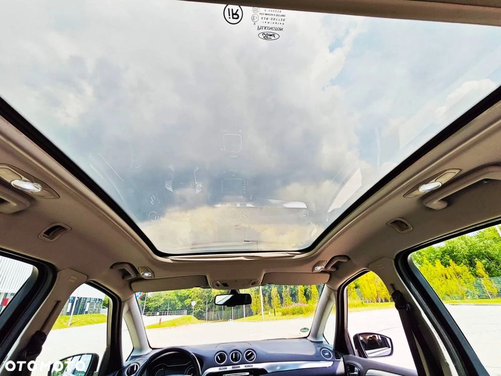 Ford S-Max 2.0 TDCi DPF Titanium X - 24