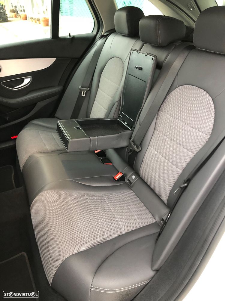 Mercedes-Benz C 300 de Avantgarde - 30