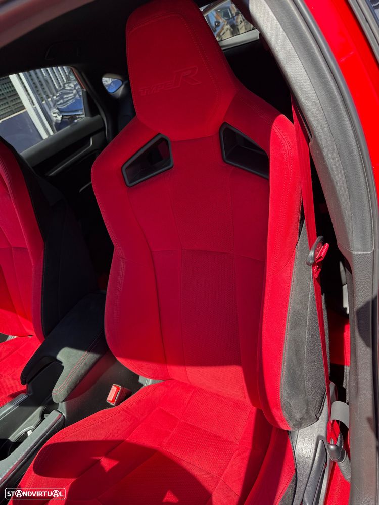 Honda Civic 2.0 VTEC Turbo Type R - 28