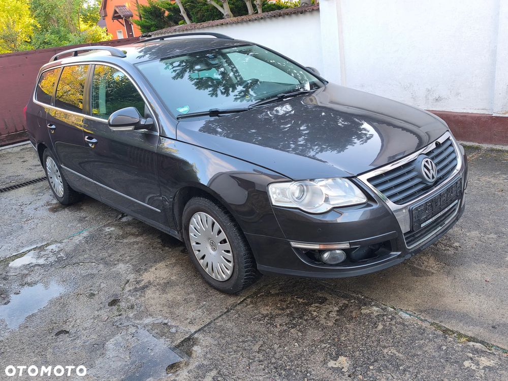 Volkswagen Passat 1.6 Comfortline - 9