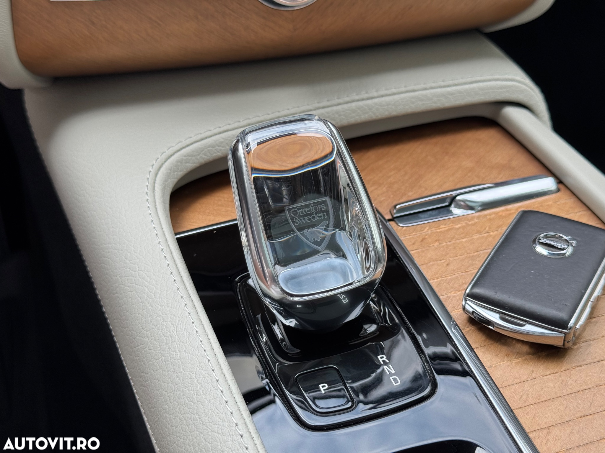 Volvo XC 90 B5 MHEV AWD 5 locuri Momentum Pro - 32