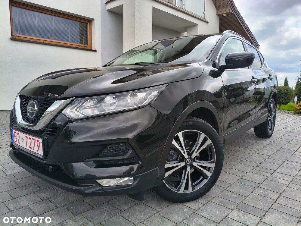 Nissan Qashqai 1.3 DIG-T N-Connecta EU6d - 1