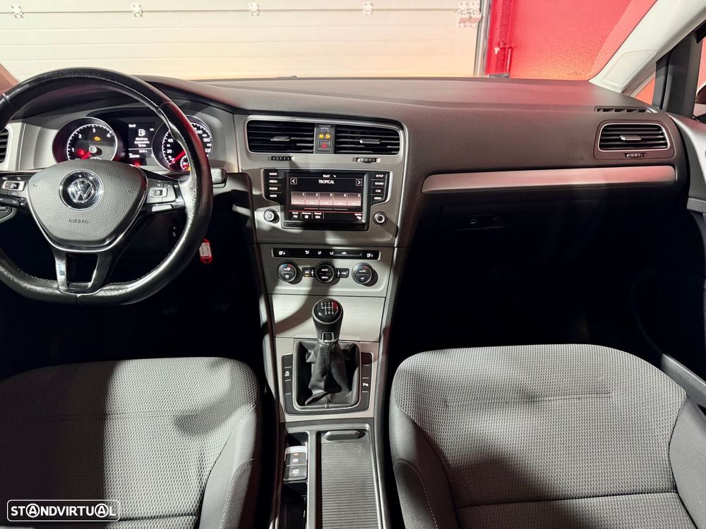 VW Golf Variant 1.6 TDi BlueMotion Confortline - 22