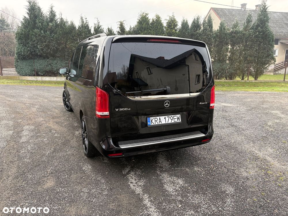 Mercedes-Benz Klasa V 300 d extralang 4Matic 9G-TRONIC Edition Edition 2023 - 15