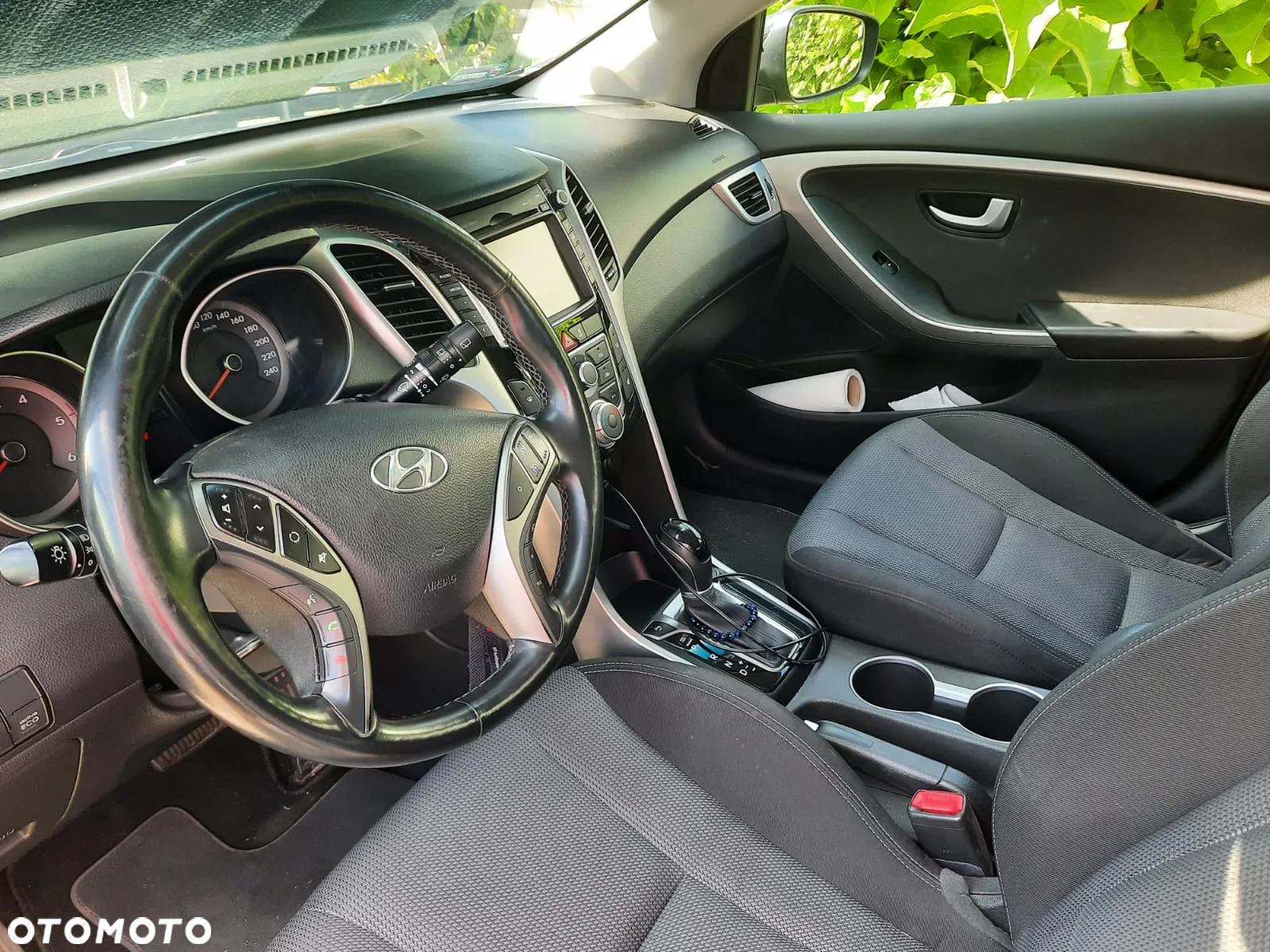 Hyundai i30 1.6 CRDi BlueDrive Premium DCT - 4