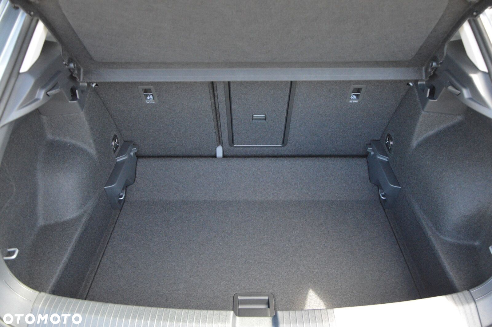 Volkswagen T-Roc - 25