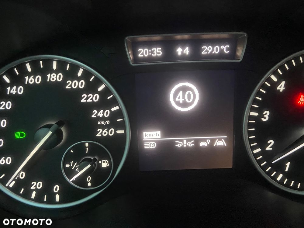 Mercedes-Benz Klasa B 180 BlueEFFICIENCY Edition - 13