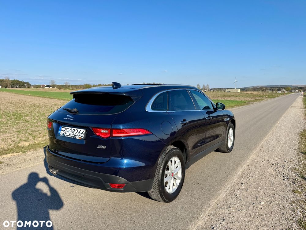 Jaguar F-Pace 20d AWD Pure - 14