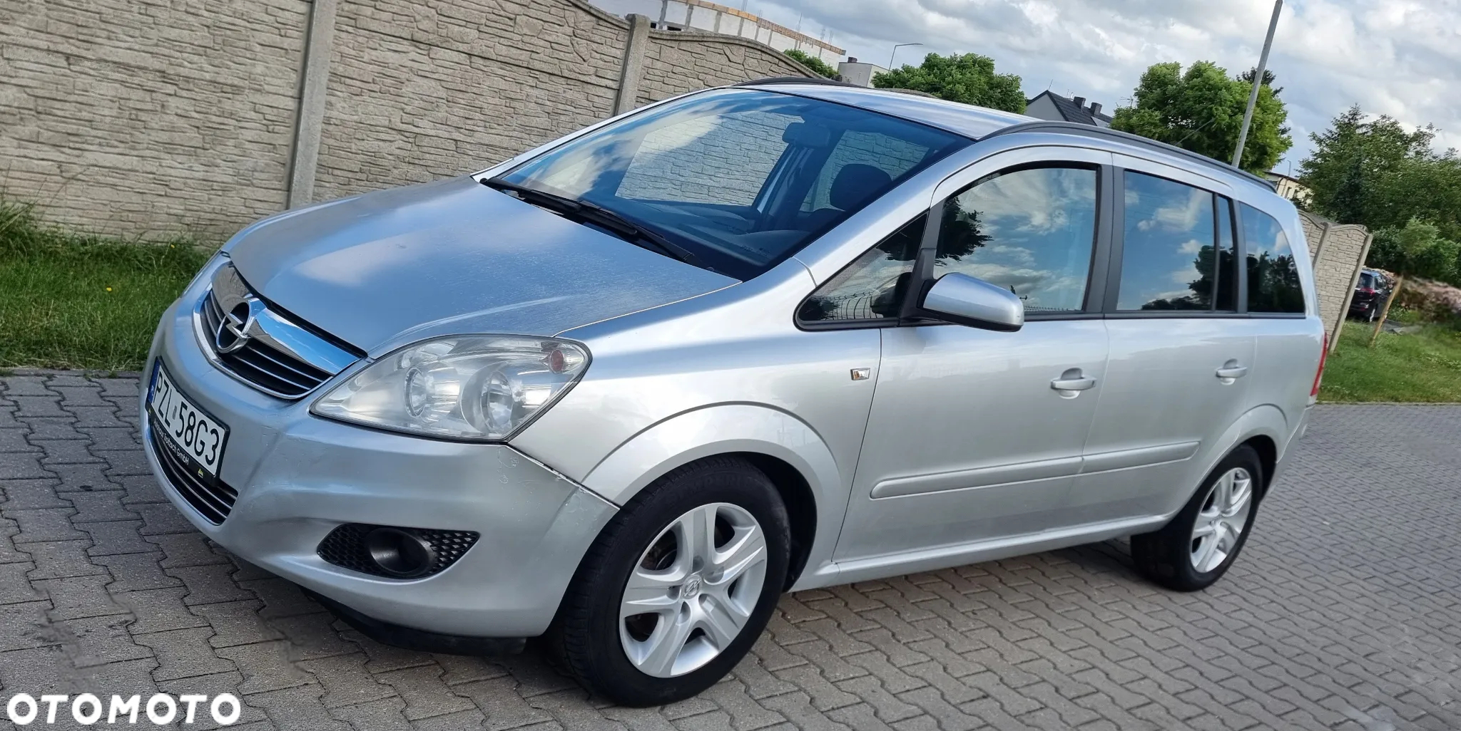 Opel Zafira - 2