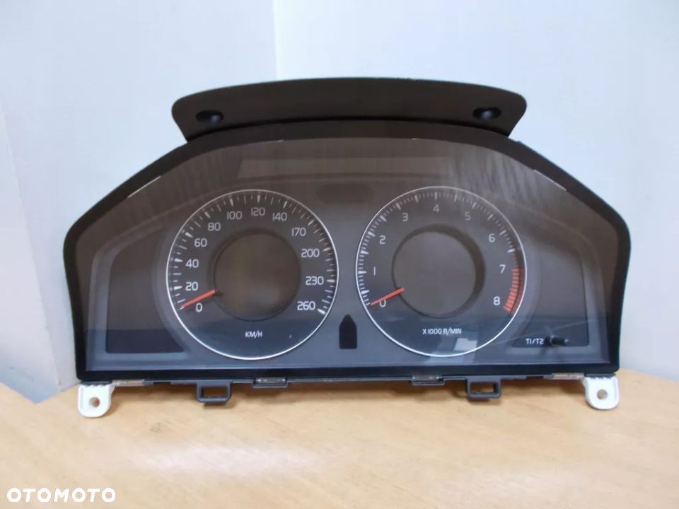 Licznik zegary Volvo S80 V70 XC70 EU 30786448AA