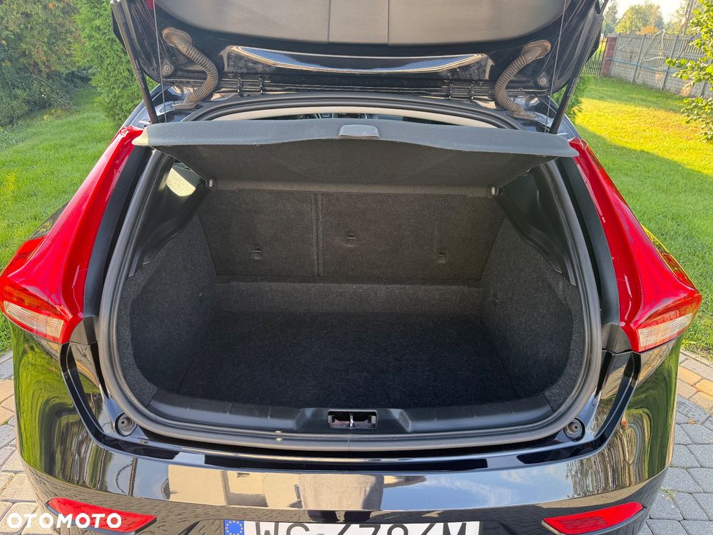 Volvo V40 D3 Momentum - 16