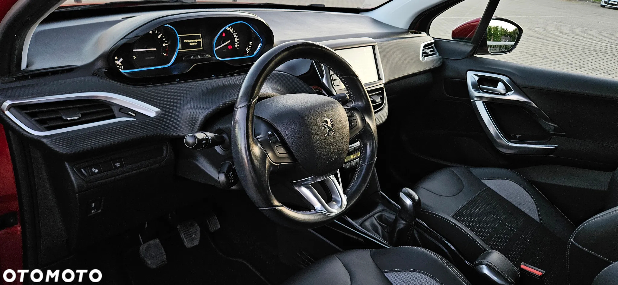 Peugeot 2008 PureTech 110 Stop&Start Allure - 11