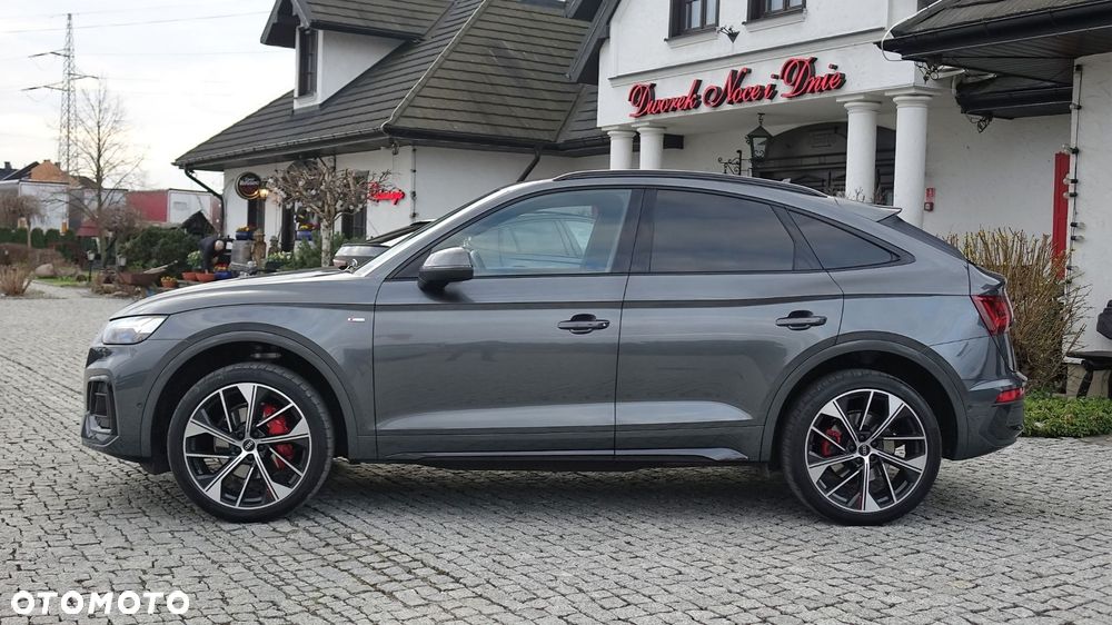 Audi Q5 Sportback - 11