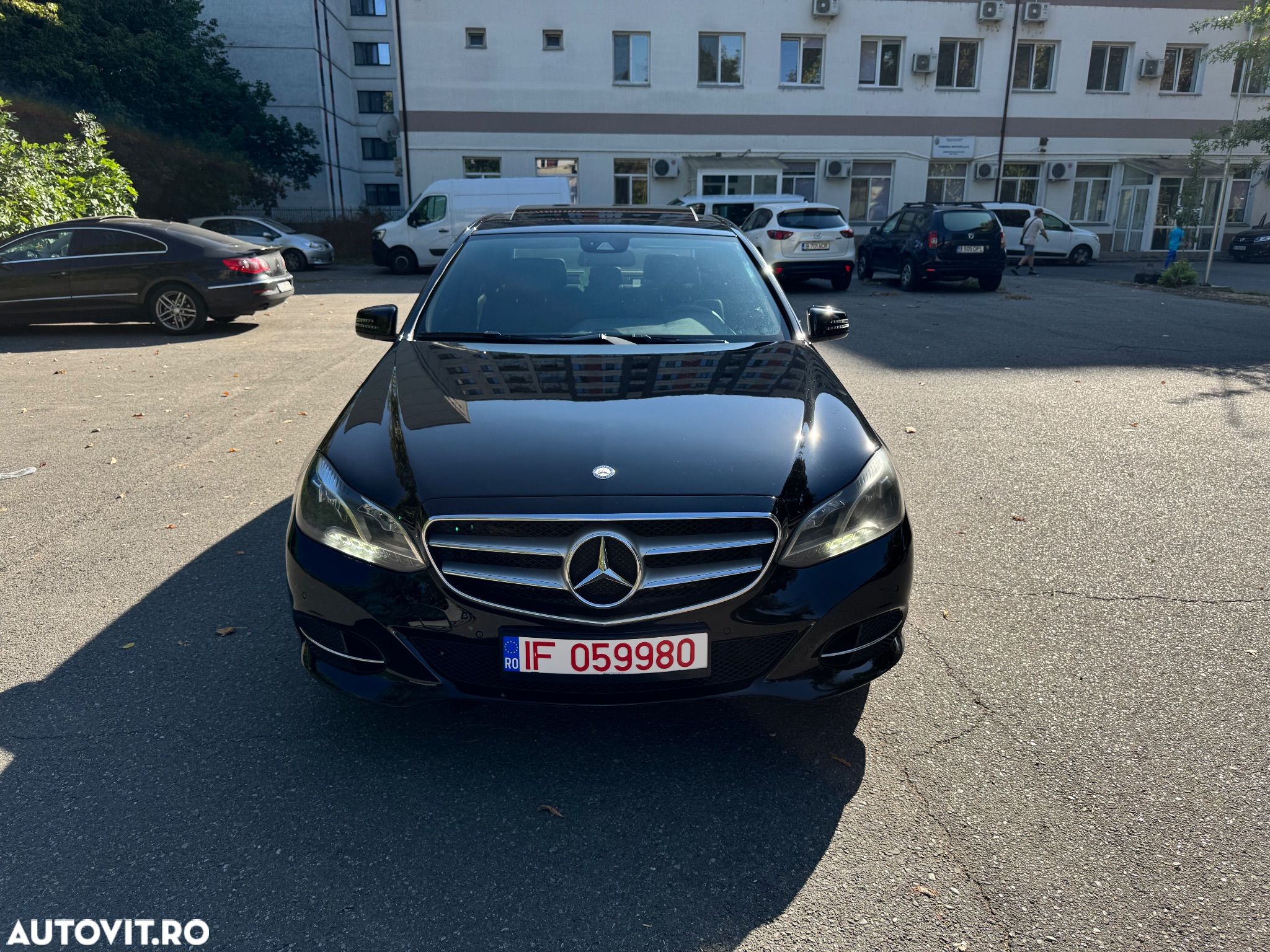 Mercedes-Benz E 220 Blue TEC BlueEFFICIENCY Edition - 1