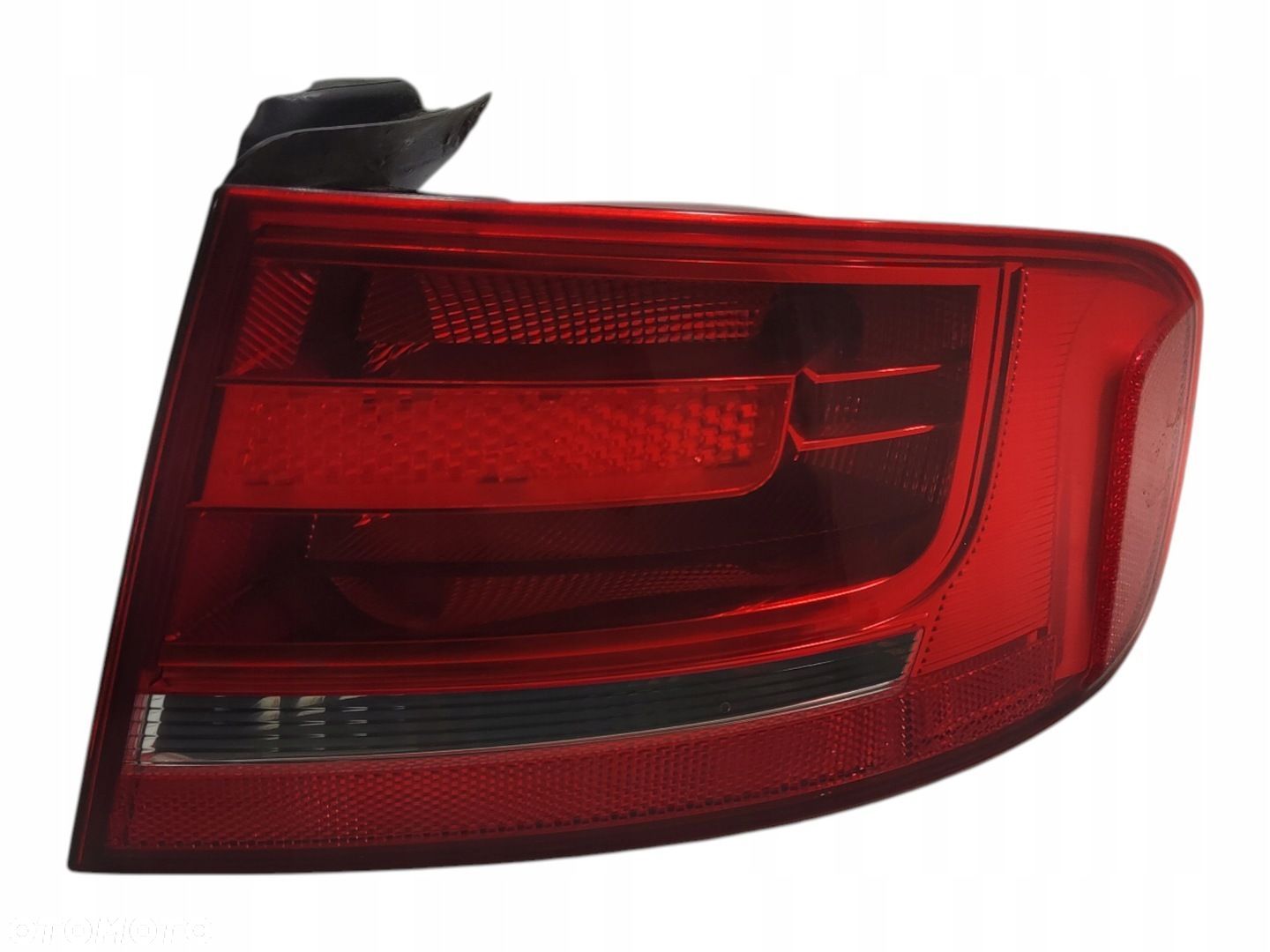 LAMPA PRAWA PRAWY TYŁ W BŁOTNIK AUDI A4 B8 SEDAN 2007-2011 8K5945096D - 1