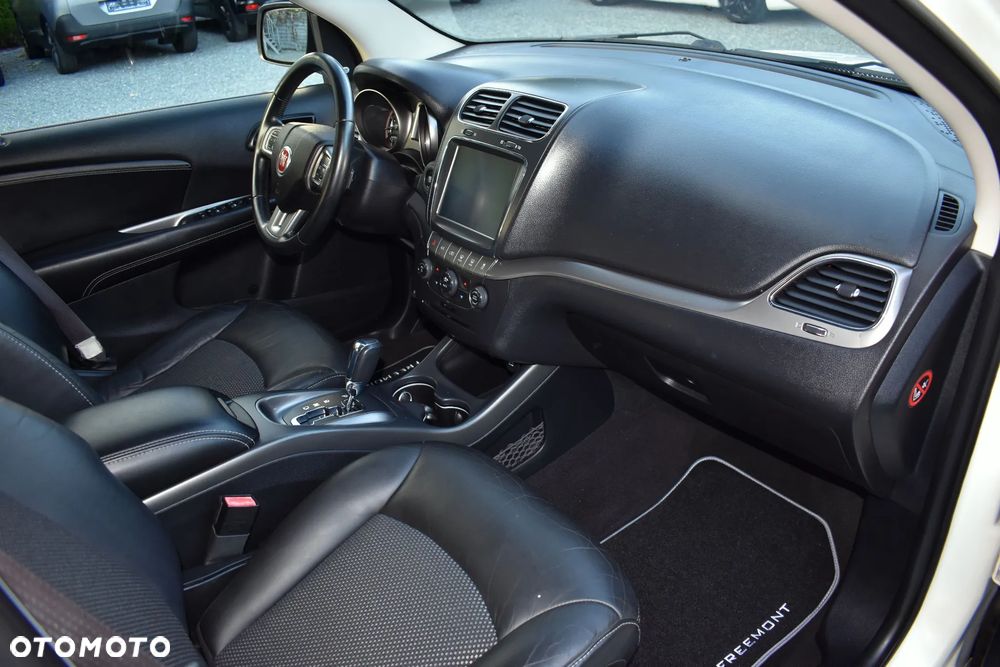 Fiat Freemont 2.0 Multijet 16V DPF Automatik Allrad Cross - 33