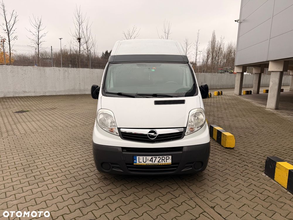 Opel Vivaro KamperVan - 2
