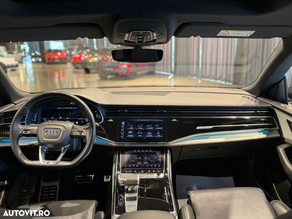 Audi SQ8 - 18
