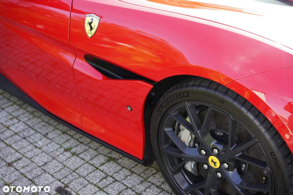 Ferrari Portofino - 9